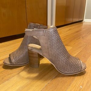 Catherine Malandrino Heeled Booties